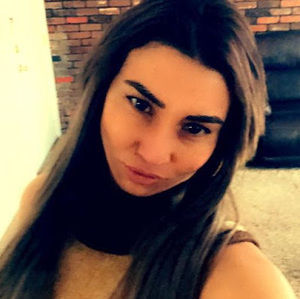 Meet your Posher, Yaritza